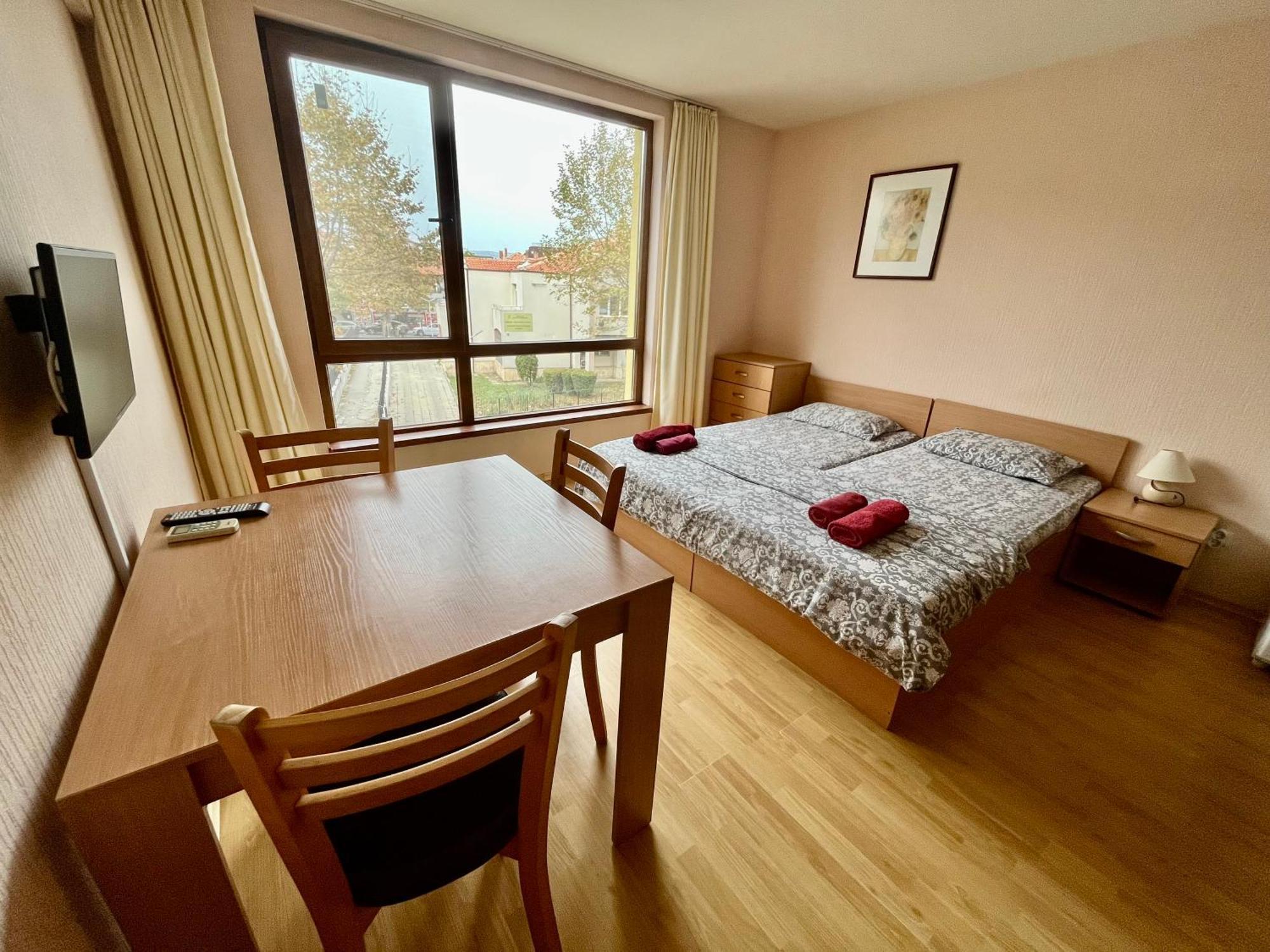 Vadim Apartments In Panorama Beach Vigo Nessebar ภายนอก รูปภาพ