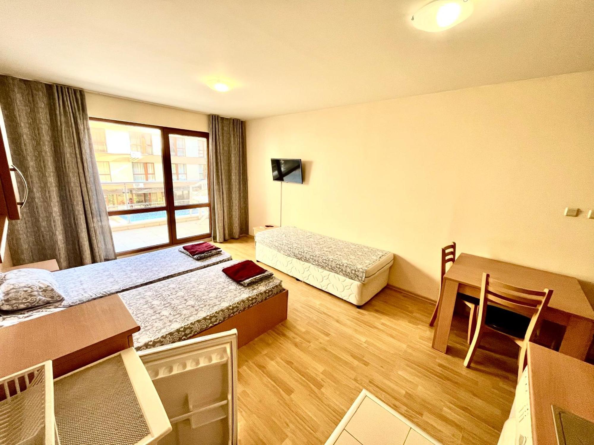 Vadim Apartments In Panorama Beach Vigo Nessebar ภายนอก รูปภาพ